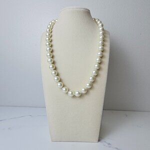 Vintage Lauren Ralph Lauren Marked 8" White Chunky Pearl Necklace